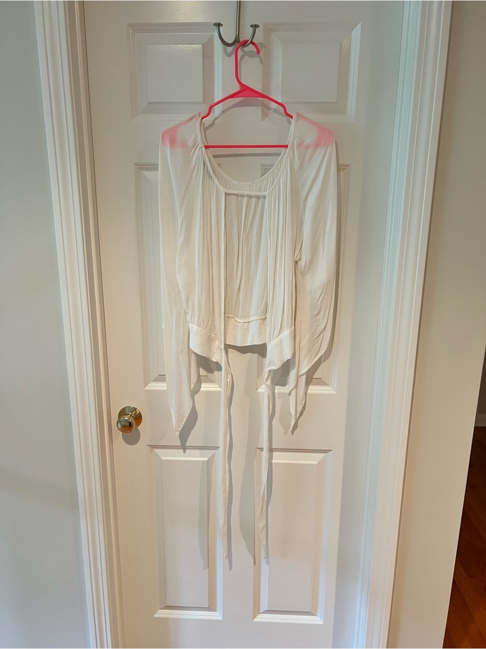 Flowy Blouse - Picture 2 of 4